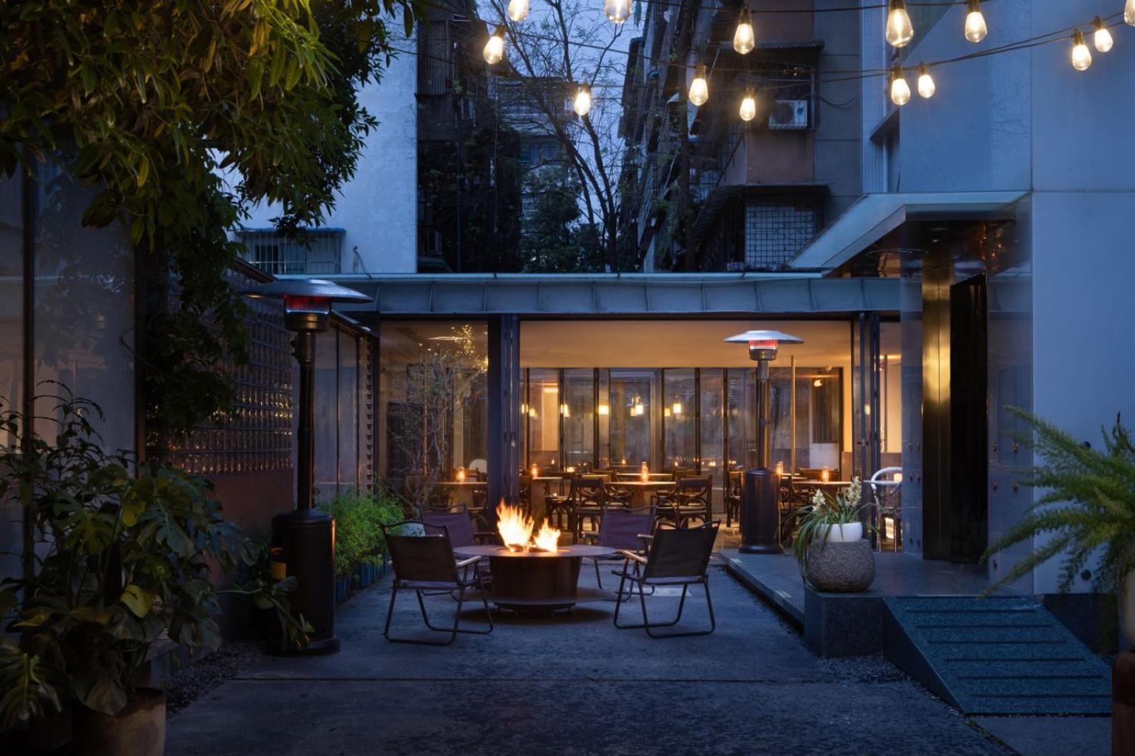 Wezo Hotel Kuanzhai Alley Chengdu-Breakfast Till 12Noon-Lv City Guide Recommended Hotel المظهر الخارجي الصورة
